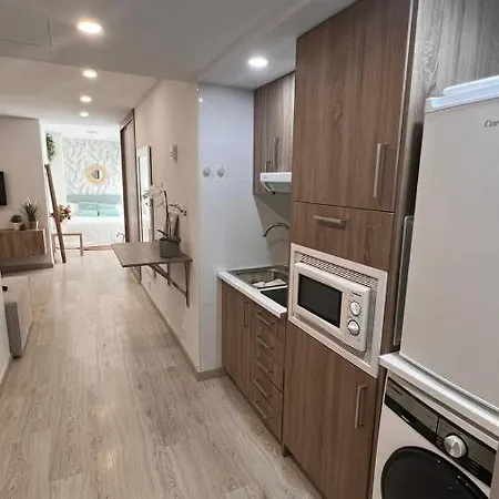 Luxurystudioplayamar Торремолінос